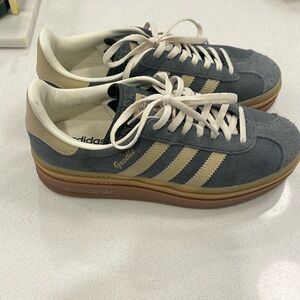 Adidas gazelle Bold